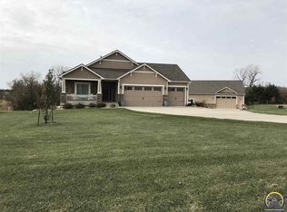 4537 SW Deer Trail St, Topeka, KS 66610