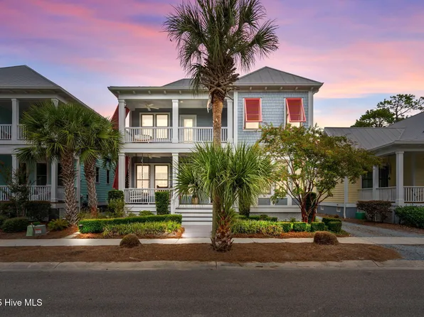 1315 Croaker Lane, Carolina Beach, NC 28428