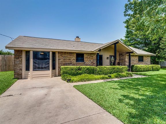 5th image of 1030 Eastridge Cir