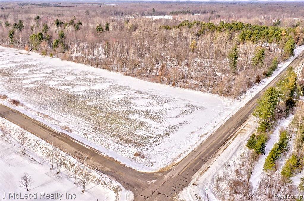 W Brown Rd, Vassar, MI 48768 Zillow