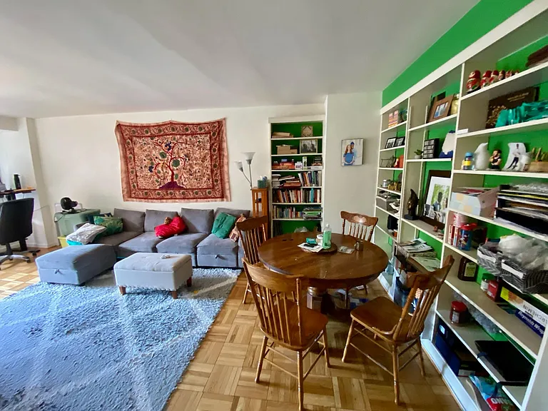 Living/dining room