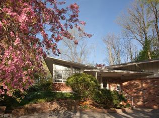 29999 Bolingbrook Rd, Pepper Pike, OH 44124