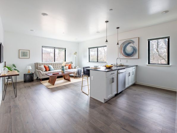 370 W Johnson St #A210