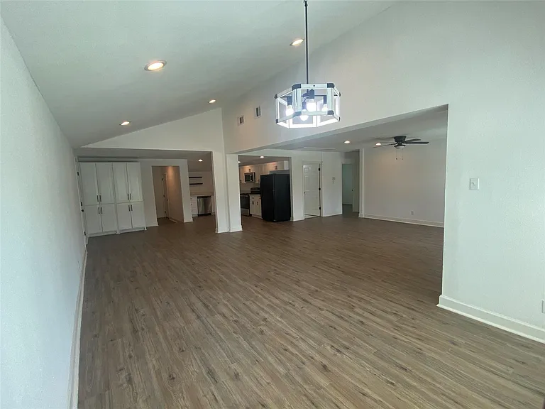 4963 Culmore Dr — Photo 11