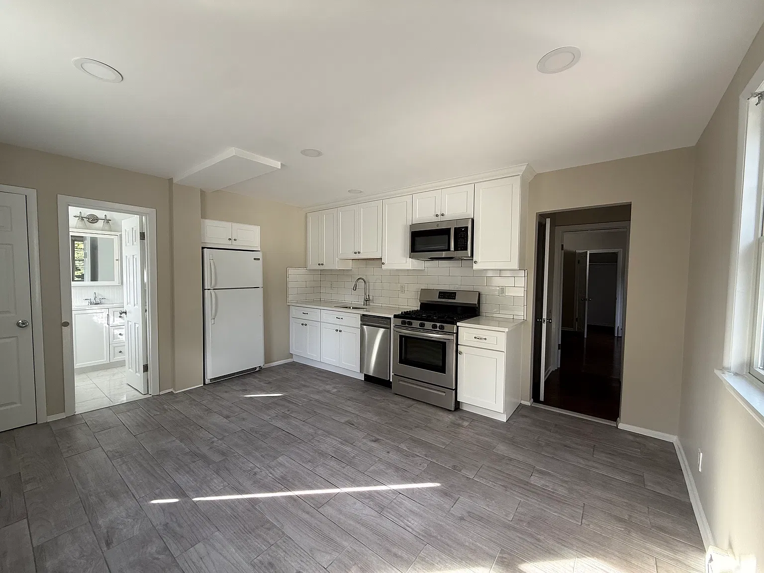 1 bed, 511 sqft, $2,800 — Photo 2