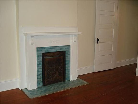 3rd image of 4425 1/2 Laurel St