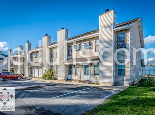 190 Pine Shadow Dr, Goose Creek, SC 29445