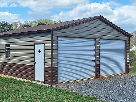 4th image of 6199 Sinking Creek Rd