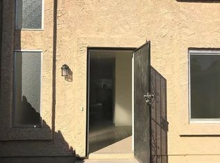 7938 Midhurst Dr, Highland, CA 92346