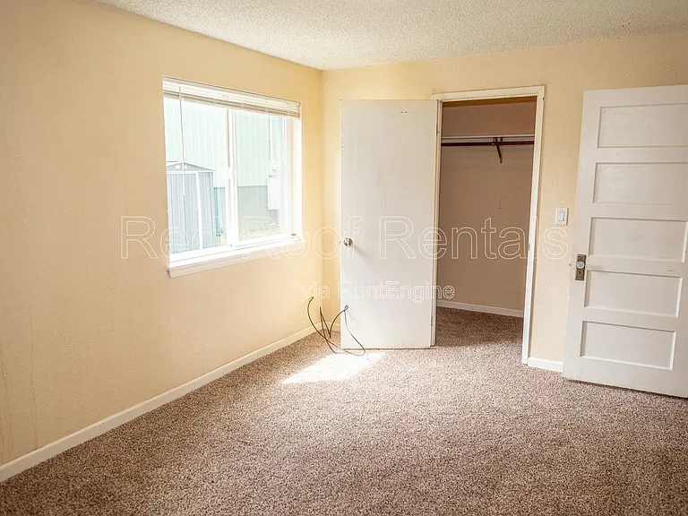 9620 Maple Ave SW — Photo 17