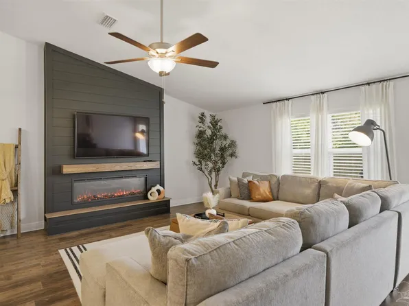 7154 Brylington Blvd, Pensacola, FL 32526
