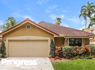 726 NW 39th Ave, Deerfield Beach, FL 33442