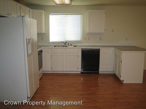 4th image of 4706 Kalahari Dr
