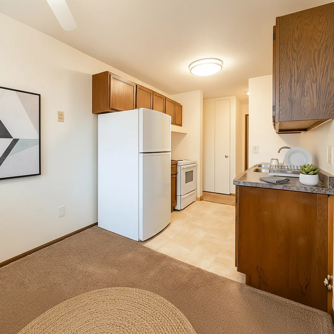 River Road Court Apartments — Photo 4