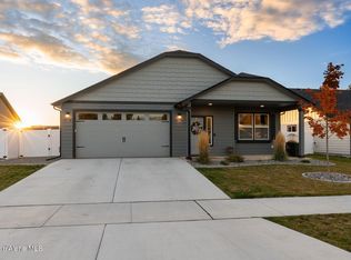 15976 N Hadley Loop, Rathdrum, ID 83858