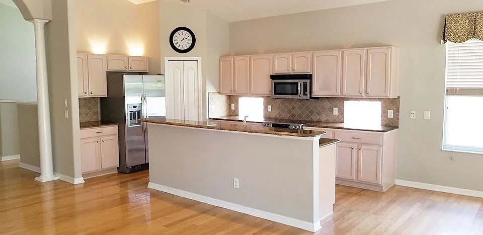 378 West Doerr Path - 1 — Photo 3