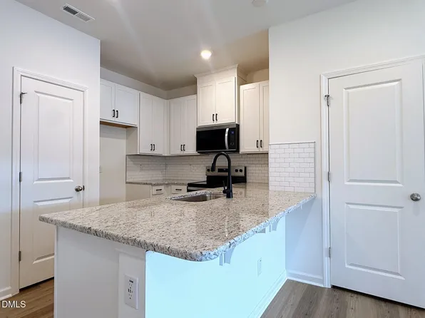 10606 Brookside Reserve Rd, Raleigh, NC 27614