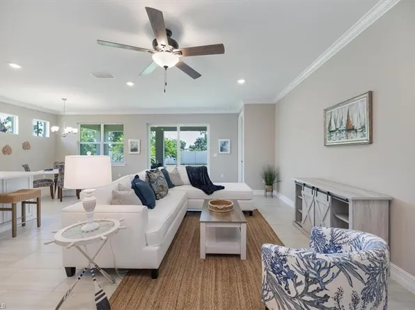 263 Tamarindo LN, NAPLES, FL 34114