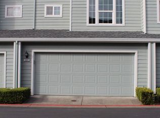 405 Feldspar Ln, Santa Rosa, CA 95407