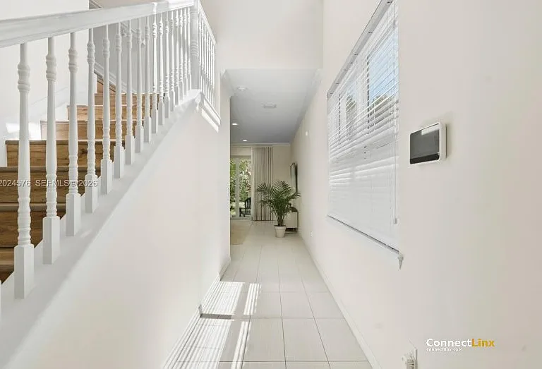 4325 Large Leaf Ln — Photo 2