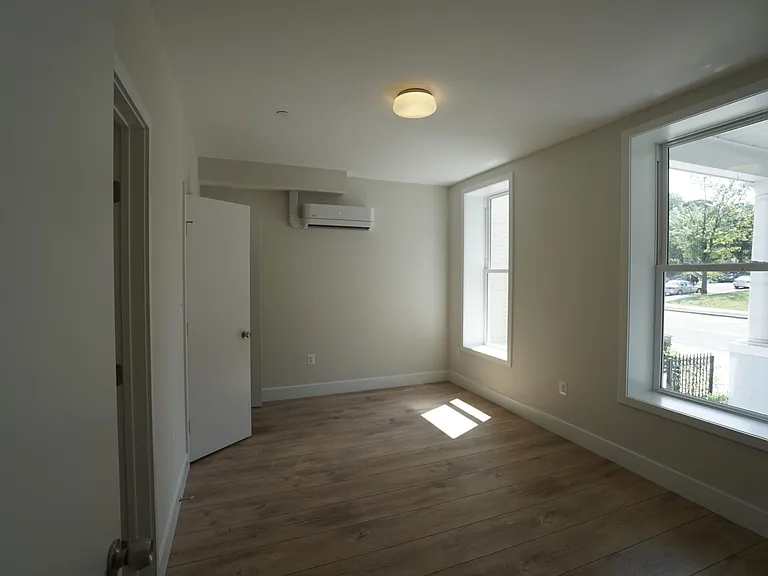 2605 11th St NW #B — Photo 6