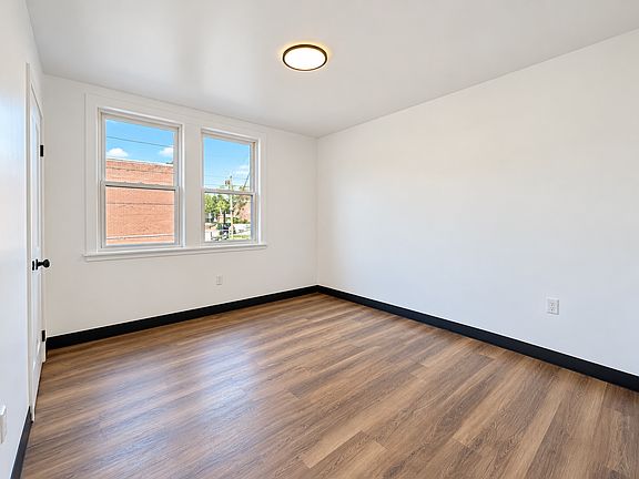 5th image of 7716 Alsace St