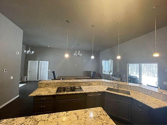 3rd image of 4691 E Crane Rd