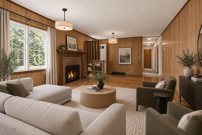 4th image of 228 Jones Road