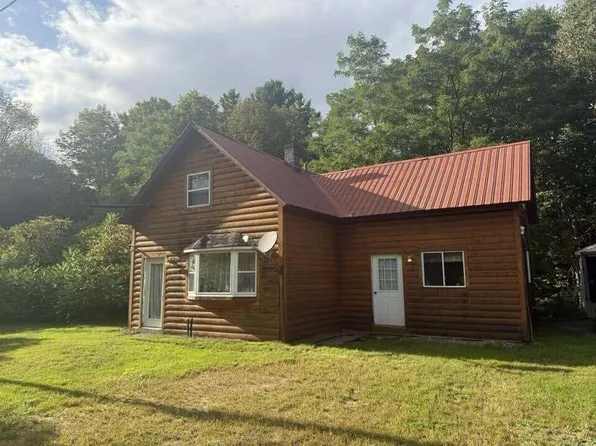 15 Railroad Lane, Gilead, ME 04217