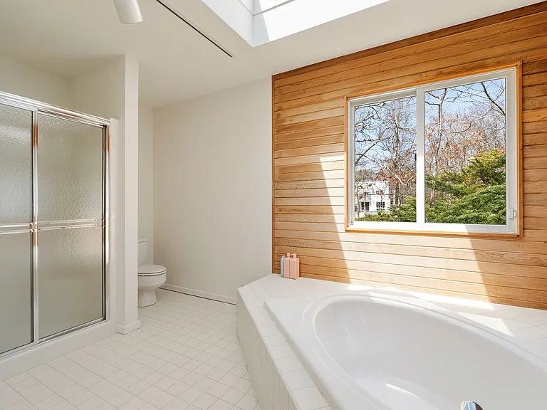 15 Elizabeth Ln — Photo 11