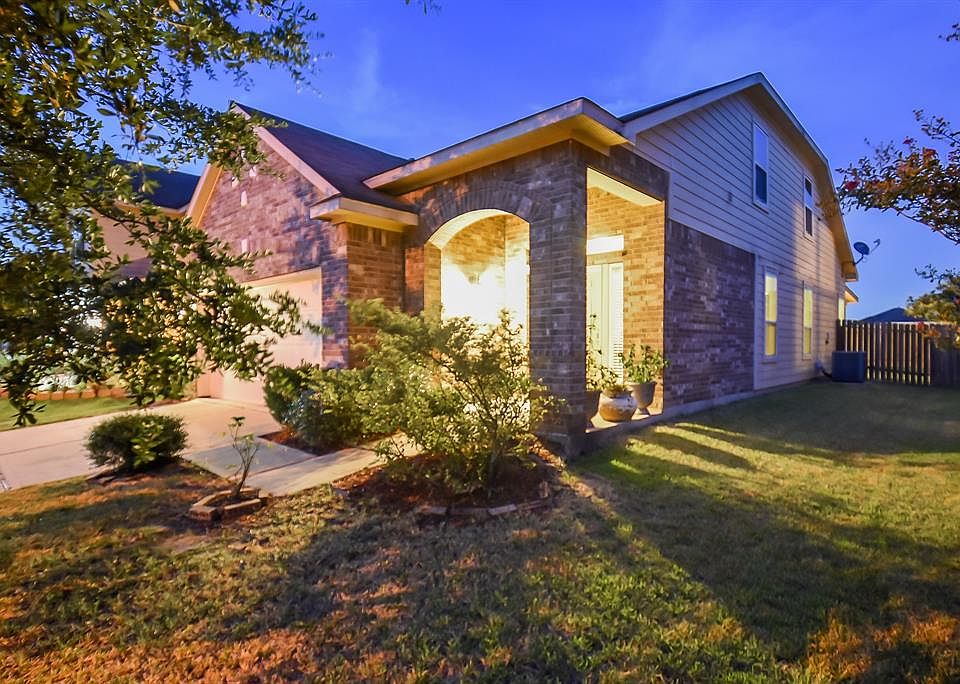 1st image of 15539 Crawford Crest Ln