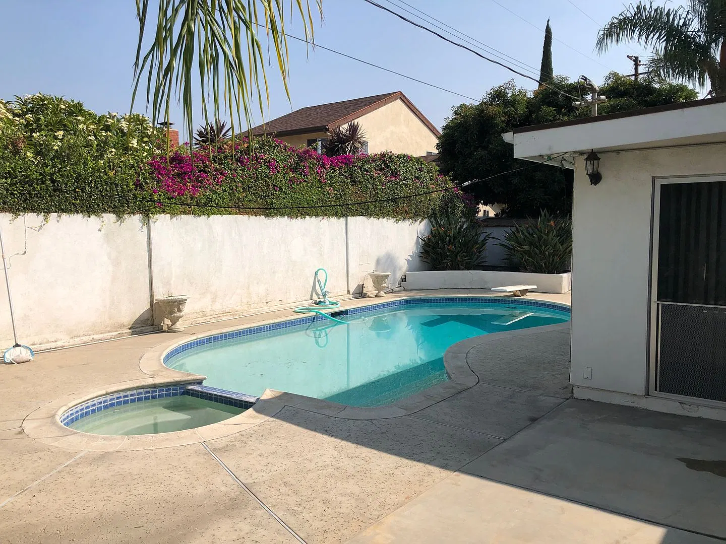 4 Bed 2 Bath Home in Orange! — Photo 3