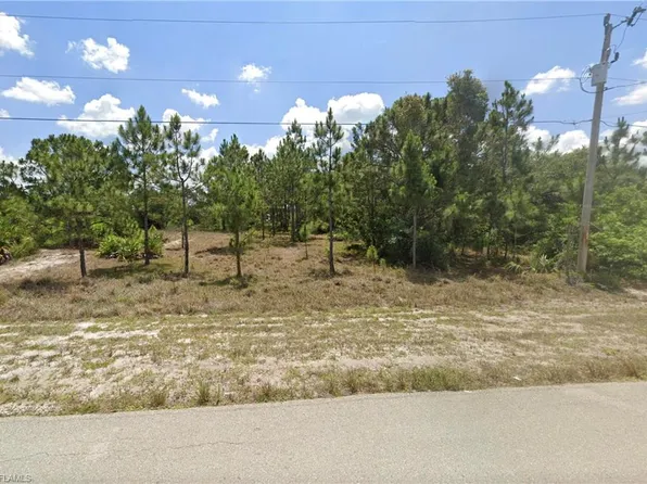 713 Oakridge AVE S, LEHIGH ACRES, FL 33974