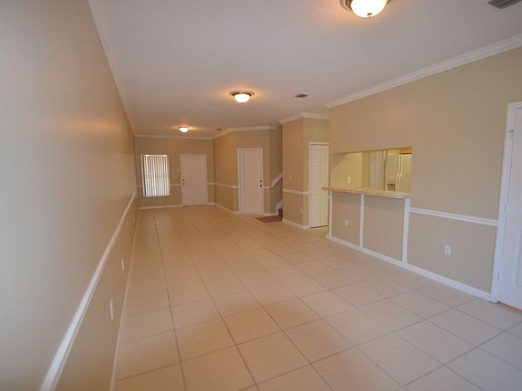 2nd image of 7722 N Southwood Cir