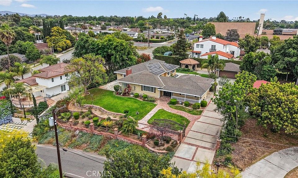 1st image of 172 Ramona Dr
