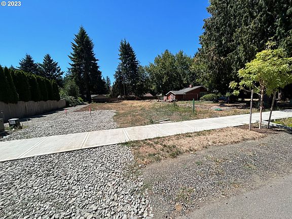 2nd image of 3510 NE 124th Ave