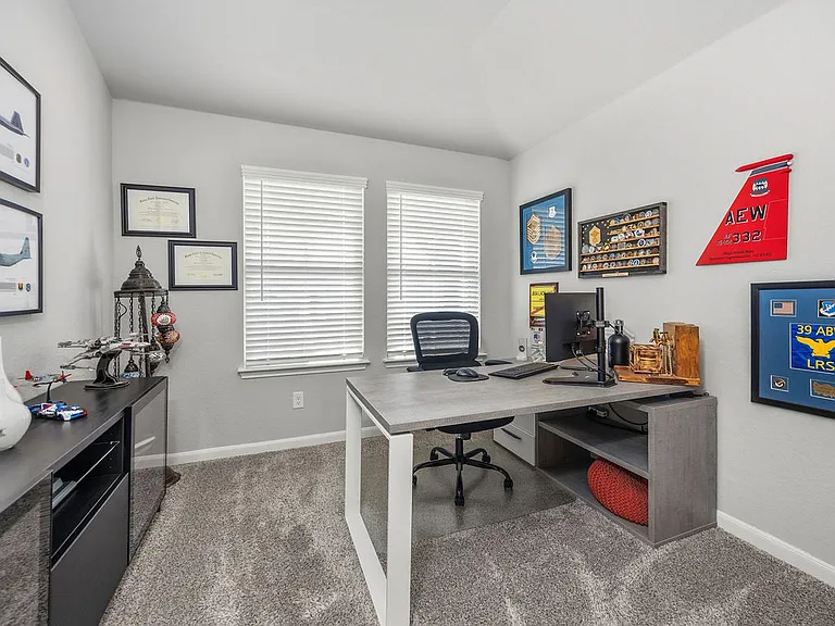 4521 Longhorn Crst — Photo 24