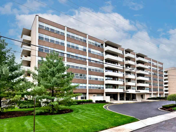25 E 40th St APT 3K, Indianapolis, IN 46205