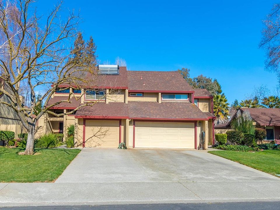 1st image of 2551 Lagoon Ln