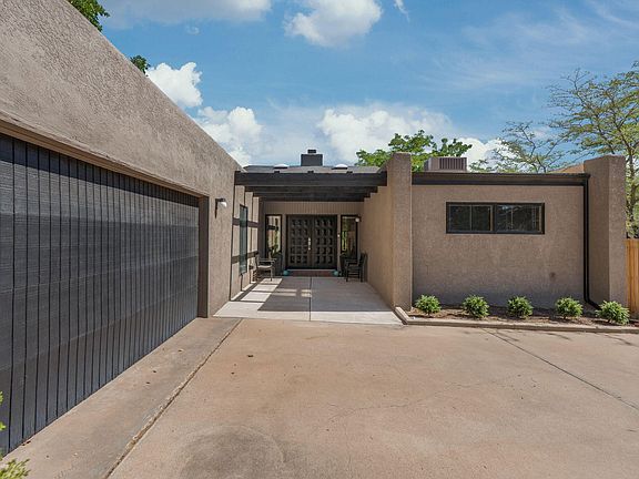 4th image of 4900 Justin Dr NW