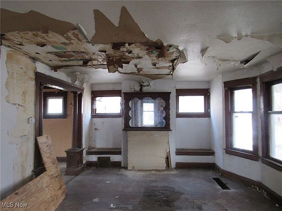 2nd image of 14025 Jenne Ave
