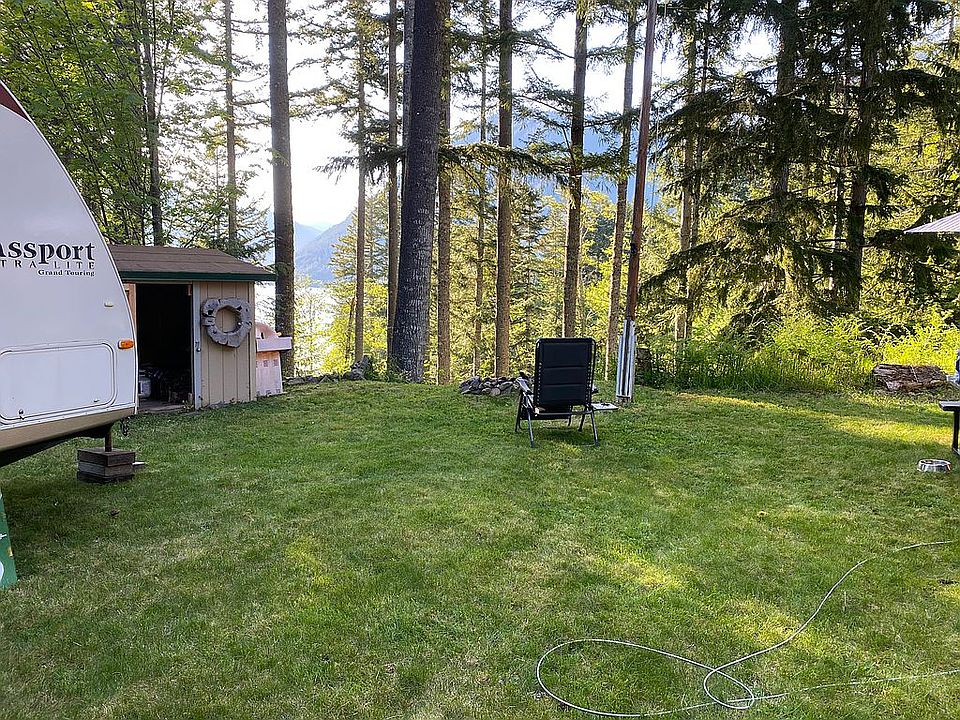 2nd image of 1080 N Potlatch Dr