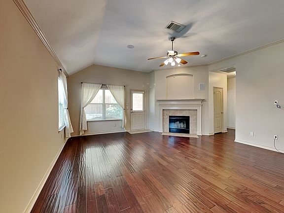 4th image of 8628 Marion Dr