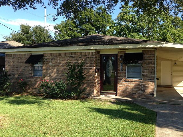 1st image of 1607 Avenue C
