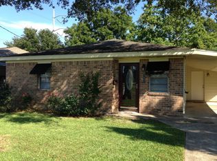 1607 Avenue C, Nederland, TX 77627