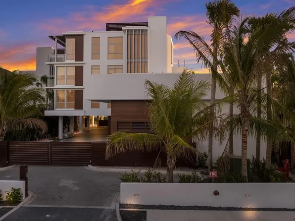 84 Avenida Veneccia #203 & 202, Sarasota, FL 34242