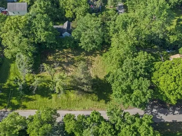 3109 E 80th St, Kansas City, MO 64132