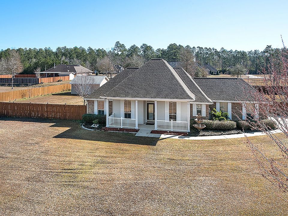 1st image of 64226 Diane Dr