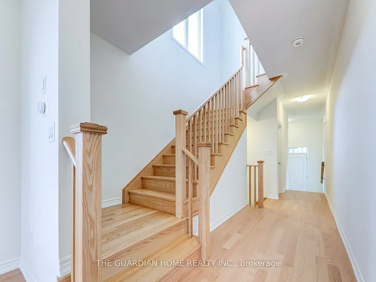 2913 Nakina St — Photo 14