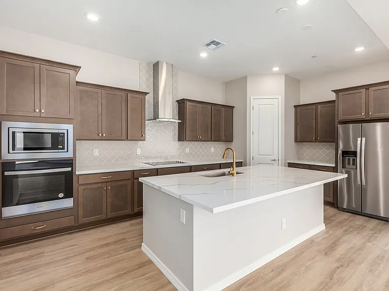 1657 S Sailors Ct — Photo 6